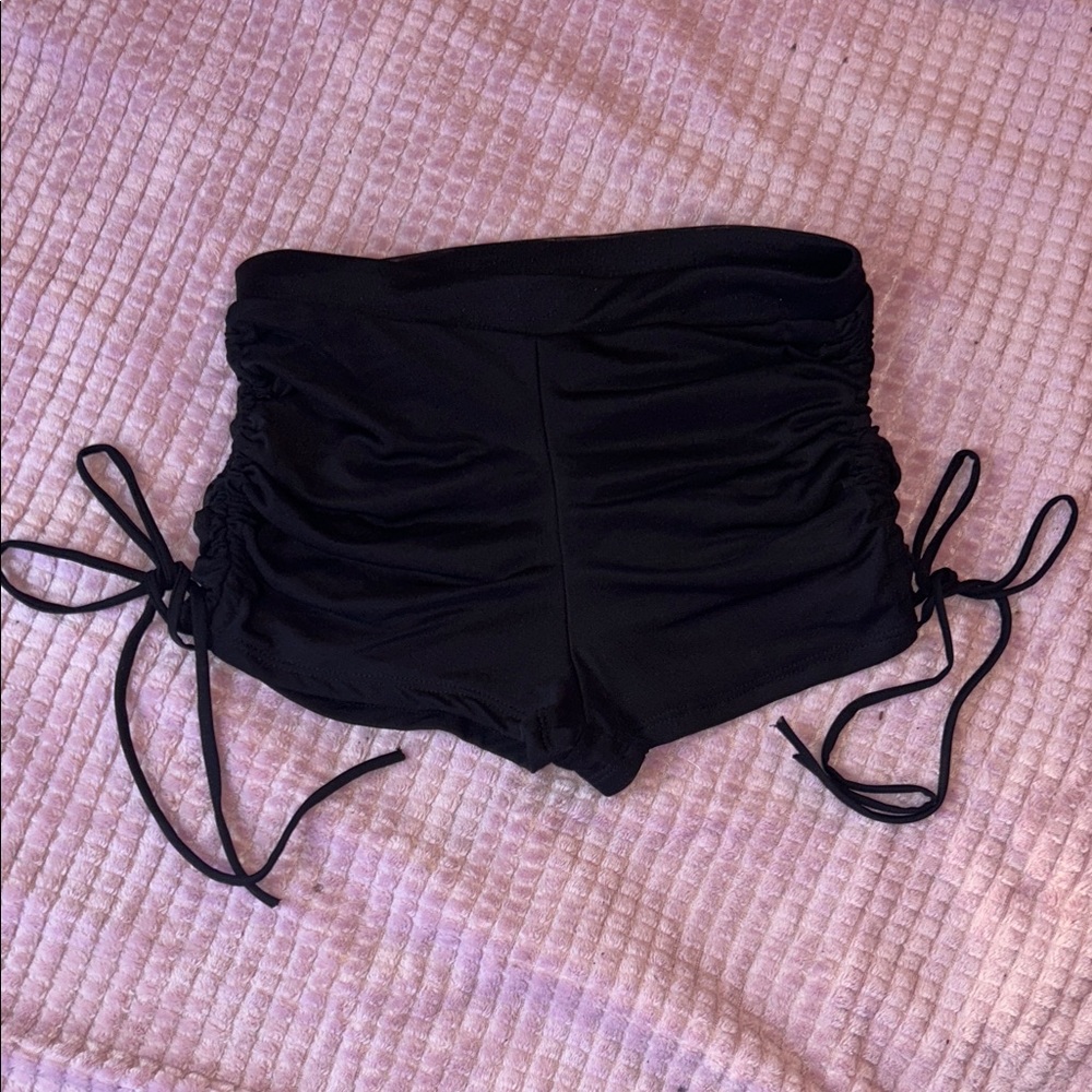 Fashion Nova Black High Waist Women's Shorts